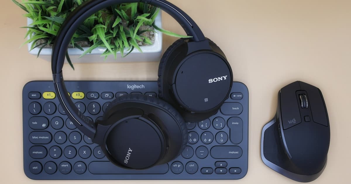 Every Gadget in My EDC Kit and Why I Can't Leave Home Without Them