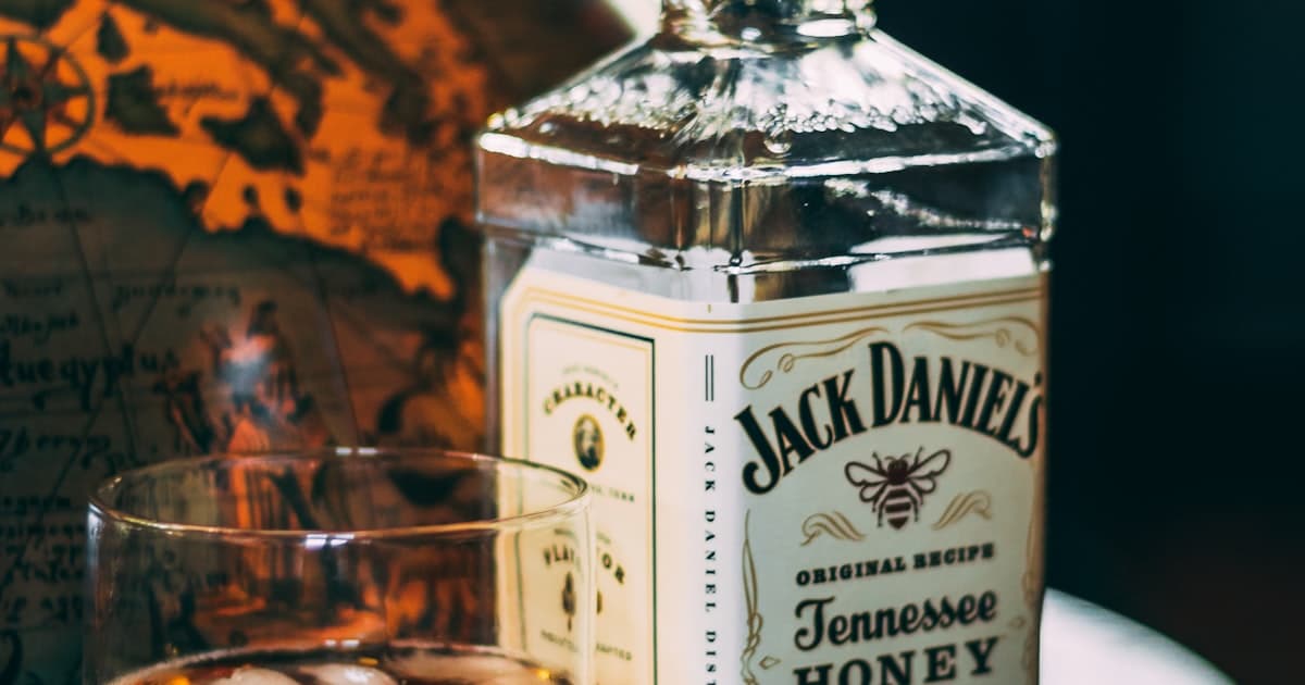 Bourbon for Beginners: What to Drink and What to Skip