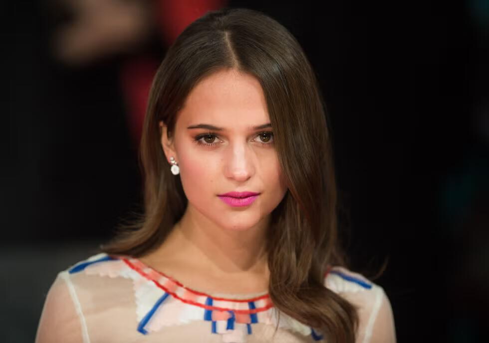 Alicia Vikander