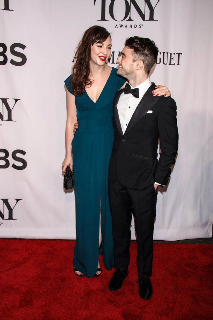 Daniel Radcliffe (5'5") and Erin Darke (5'7")