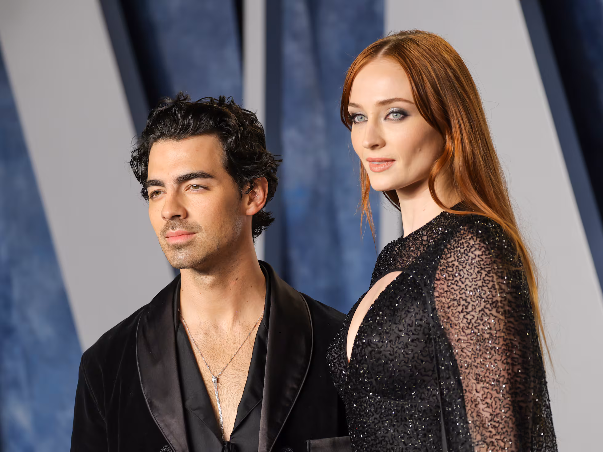 Joe Jonas (5'7") and Sophie Turner (5'10")