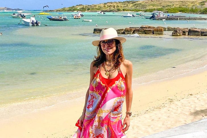 Bethenny Frankel – One Can Never Go Wrong With Caribbean Sunshine