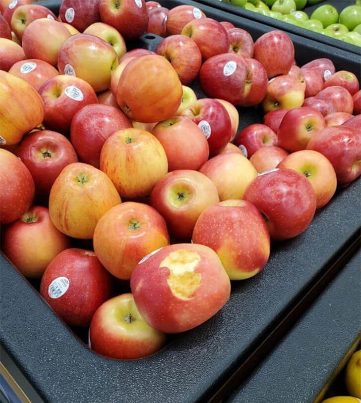 Who Bit the Apple?